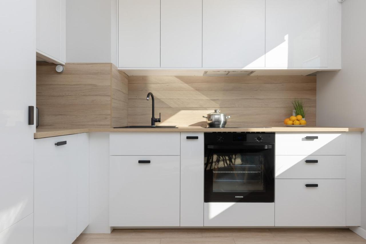 Beautiful & Quiet Szeligowska By Renters Apartment Warschau